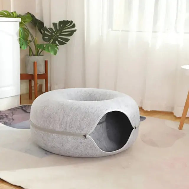 Modern enclosed cat hideaway